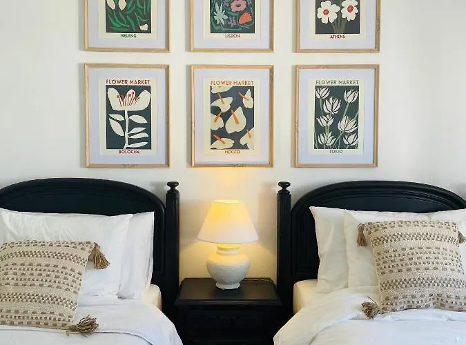 Bright, Modern & In Lagos, Algarve